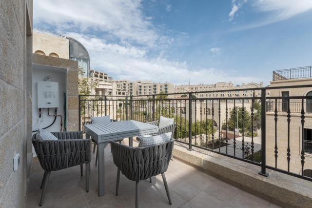 Front Of The Old City In Jerusalem - Luxurious Residence 客房 照片